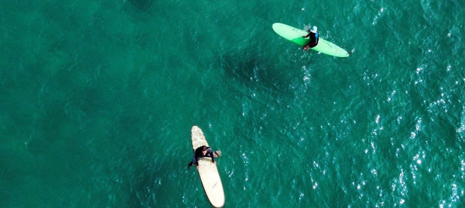 Outono no mar: por que essa estação é especial para o surf?